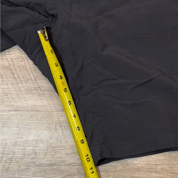 Mountain Hardwear Men’s Mesa Nylon Shorts Size 38 - Picture 5 of 6